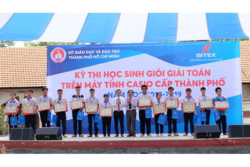 508 thí sinh đạt giải Nhất, Nhì, Ba tại cuộc thi Giải toán trên máy tính Casio cấp thành phố