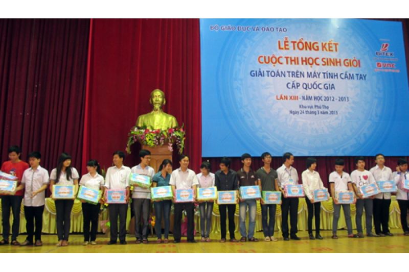 cuộc thi học sinh giỏi trên máy tính cầm tay cấp quốc gia