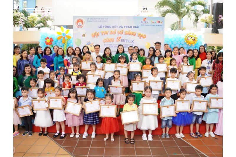 Lễ tổng kết và trao giải Hội thi Bé Vẽ Sáng Tạo cùng BITEX cấp thành phố năm 2022 - 2023