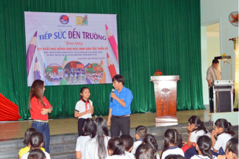 BITEX viết tiếp câu chuyện Tiếp Sức Đến Trường với những suất học bổng ý nghĩa, mừng năm học mới.