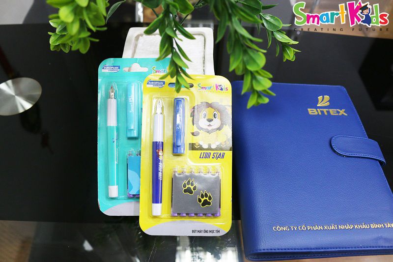 Bút máy chuyên dùng ống mực Smartkids và hướng dẫn sử dụng
