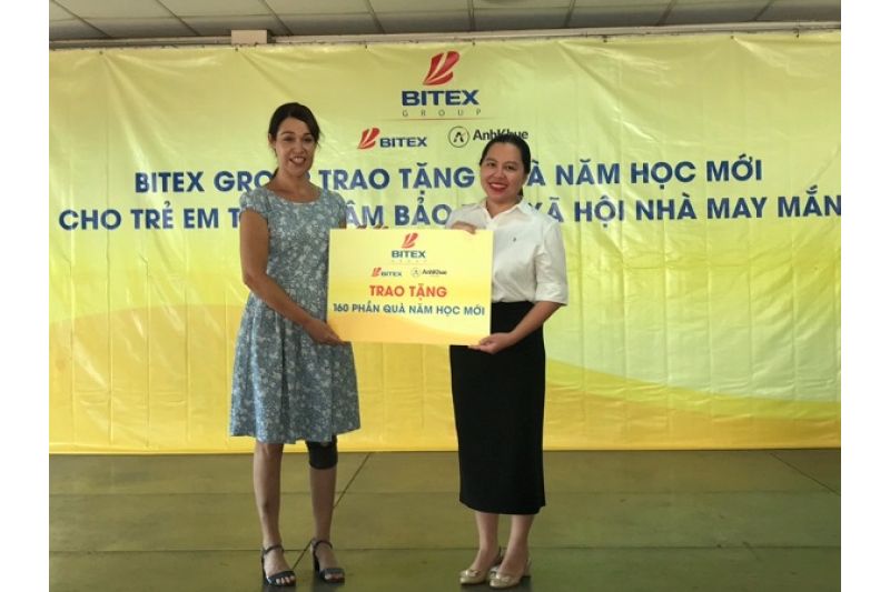 Tập đoàn BITEX tặng quà tiếp sức đến trường cho trẻ em làng May Mắn