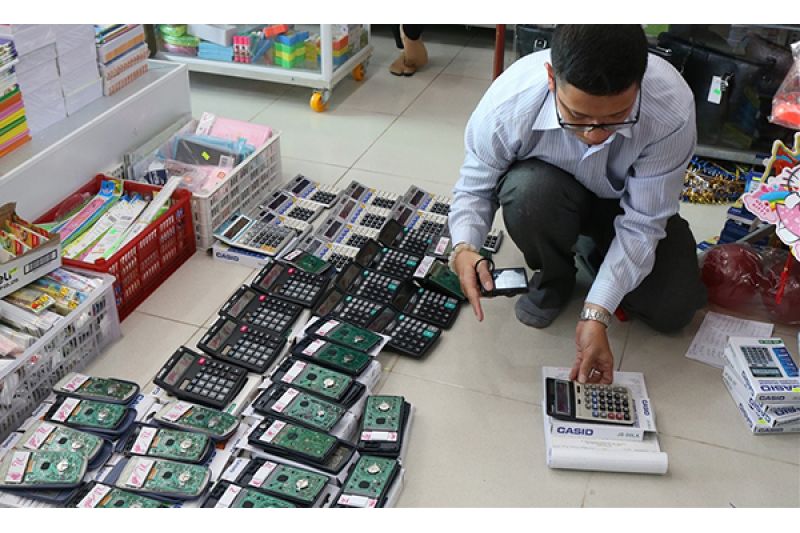 Ngổn ngang máy tính Casio giả vì sự thiếu hiểu biết của người dân