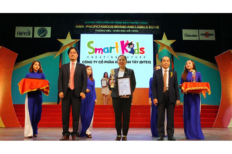 Văn phòng phẩm Smartkids xuất sắc vào TOP 10 “Thương hiệu – Nhãn hiệu nổi tiếng Châu Á Thái Bình Dương 2018”