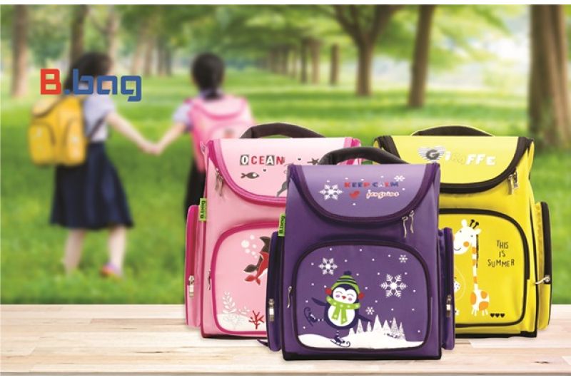 Những mẫu balo chống gù được lòng trẻ em Việt