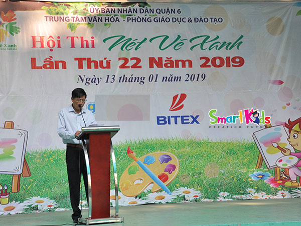 Thí sinh quận 6 trổ tài Nét vẽ xanh ngay giữa công viên Phú Lâm