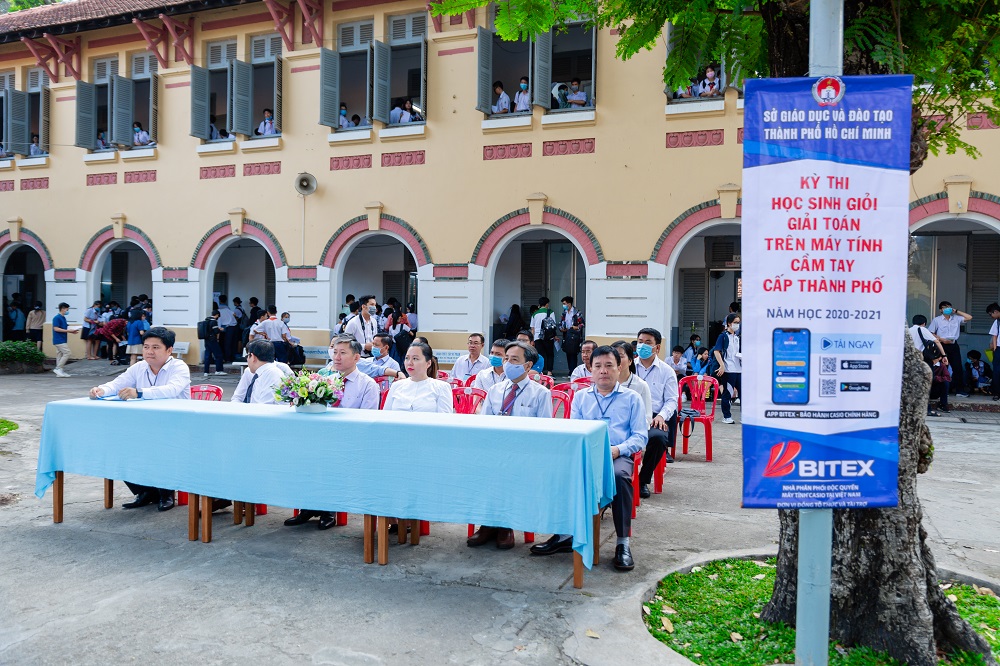 giai-toan-tren-may-tinh-cap-thanh-pho-lan-26-3
