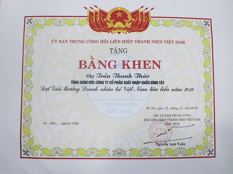 Bà Trần Thanh Thảo – CEO BITEX suất sắc trở thành Doanh nhân trẻ Việt Nam tiêu biểu 2019