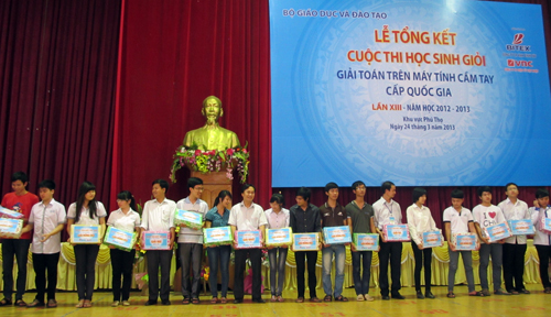 cuộc thi học sinh giỏi trên máy tính cầm tay cấp quốc gia