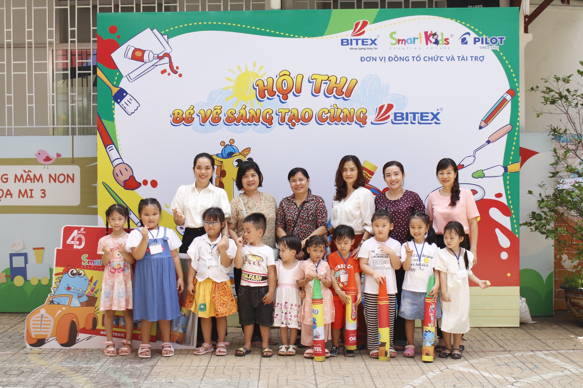 Sản phẩm từ nhà tài trợ SmartKids với chất lượng Châu  u được nhiều thí sinh lựa chọn sử dụng trong hội thi