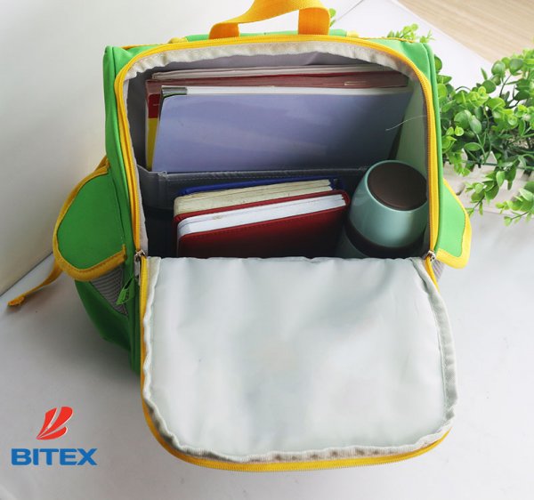 Balo-chong-gu-let-ply-with-me-b-12-005-dung-do