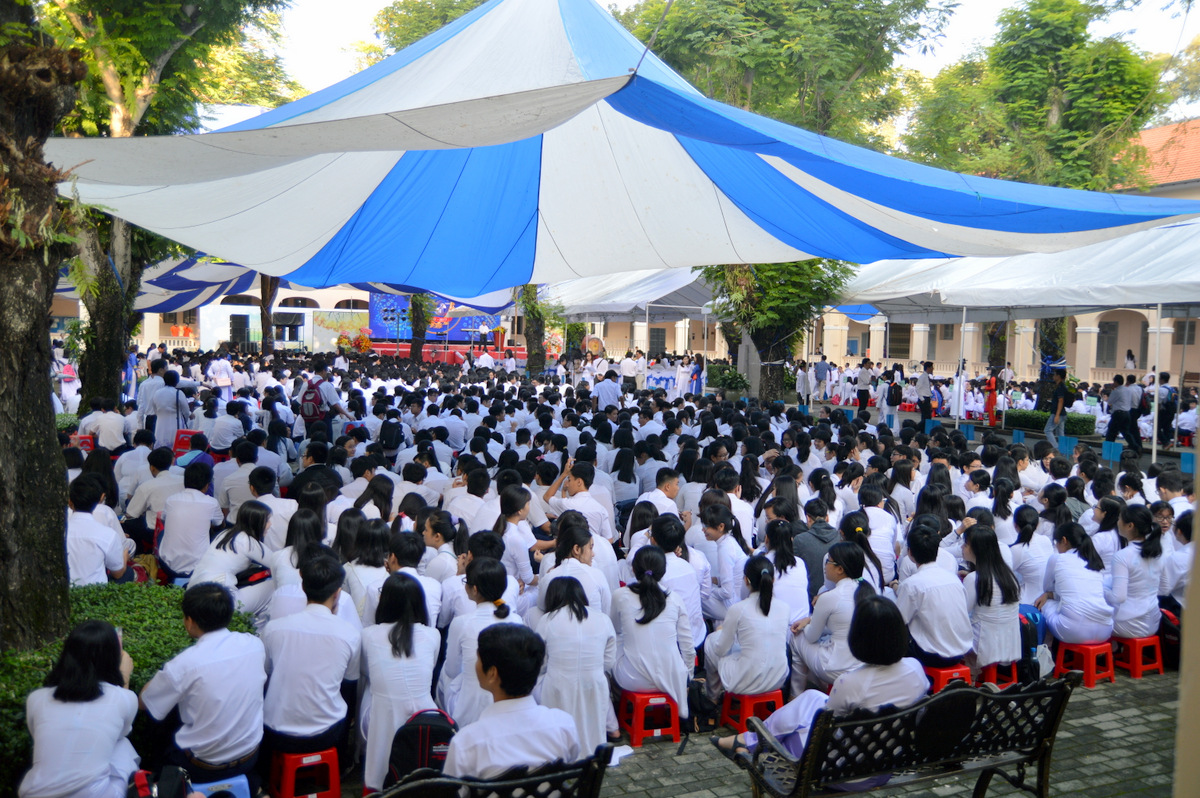 bitex – nhà tài trợ vàng 90 năm thành lập trường thpt petrus ký – lê hồng phong