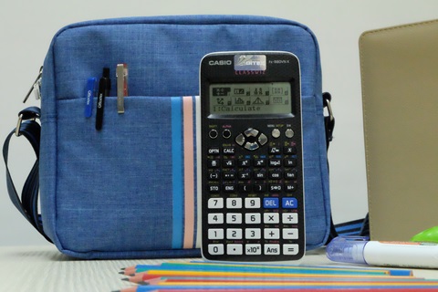 Học sinh, sinh viên đua nhau sắm Casio fx-580VN X đầu năm học mới