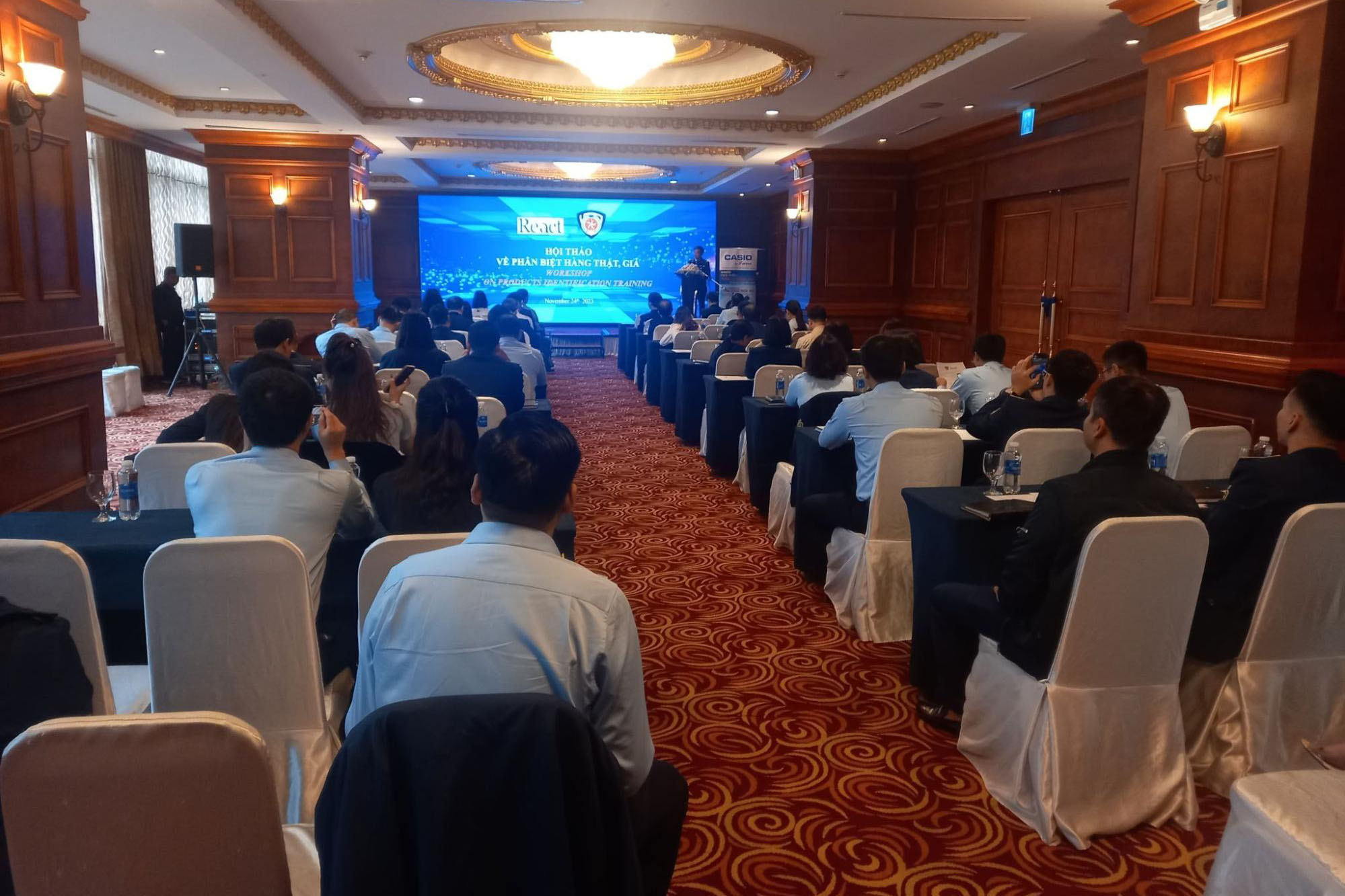 Công ty BITEX và Anh Khuê Watch tham gia hội thảo Phân Biệt Hàng Thật / Hàng Giả do cục Quản Lý Thị Trường Hà Nội tổ chức