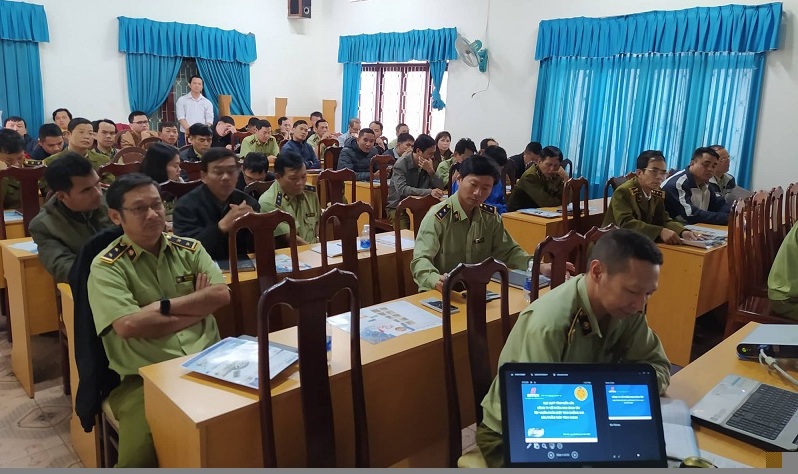 BItex-tham-du-tap-huan-chong-hang-gia-may-tinh-casio-tai-daklak_3