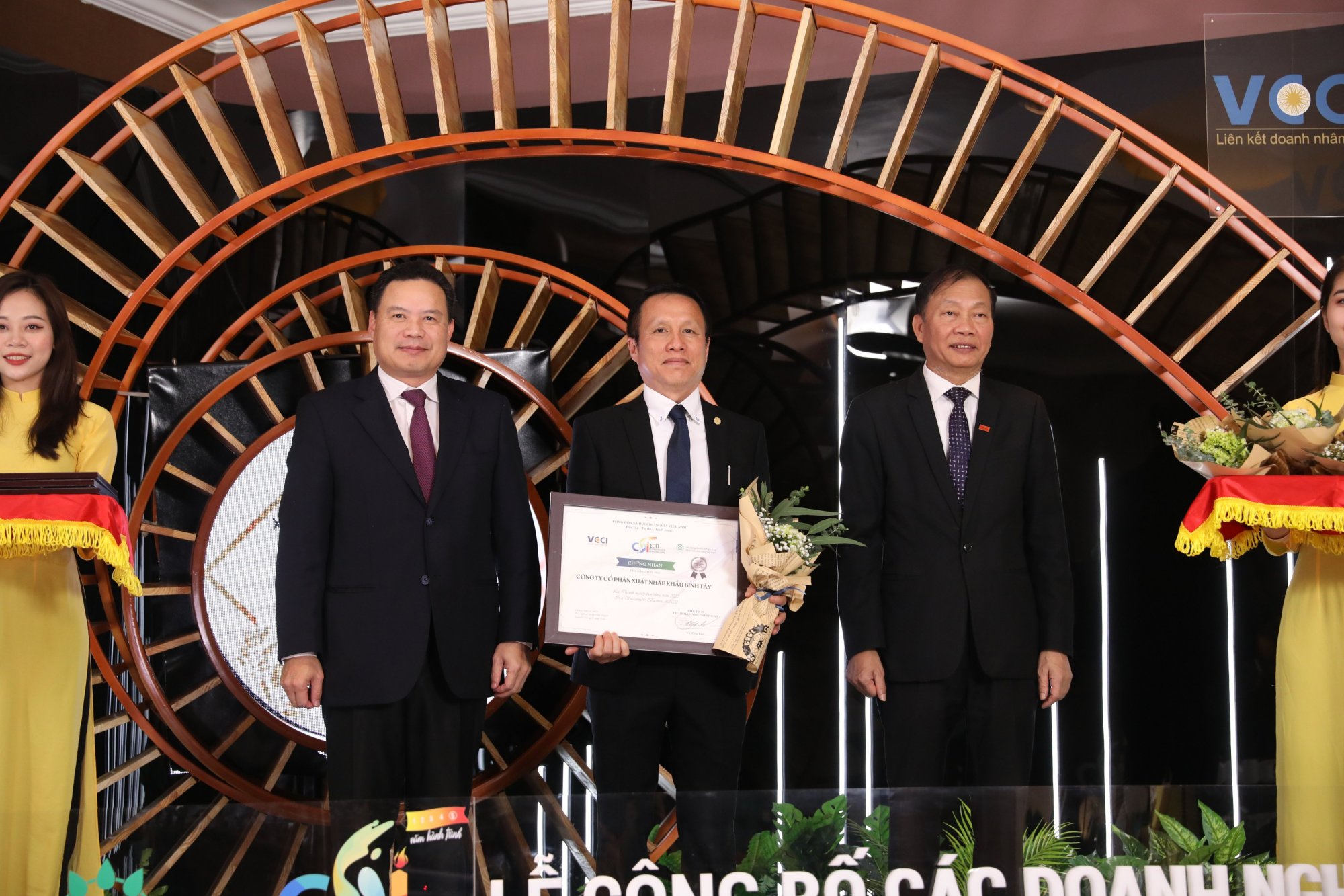 Cty BITEX tự hào được vinh danh “Doanh nghiệp Bền vững tại Việt Nam 2020”