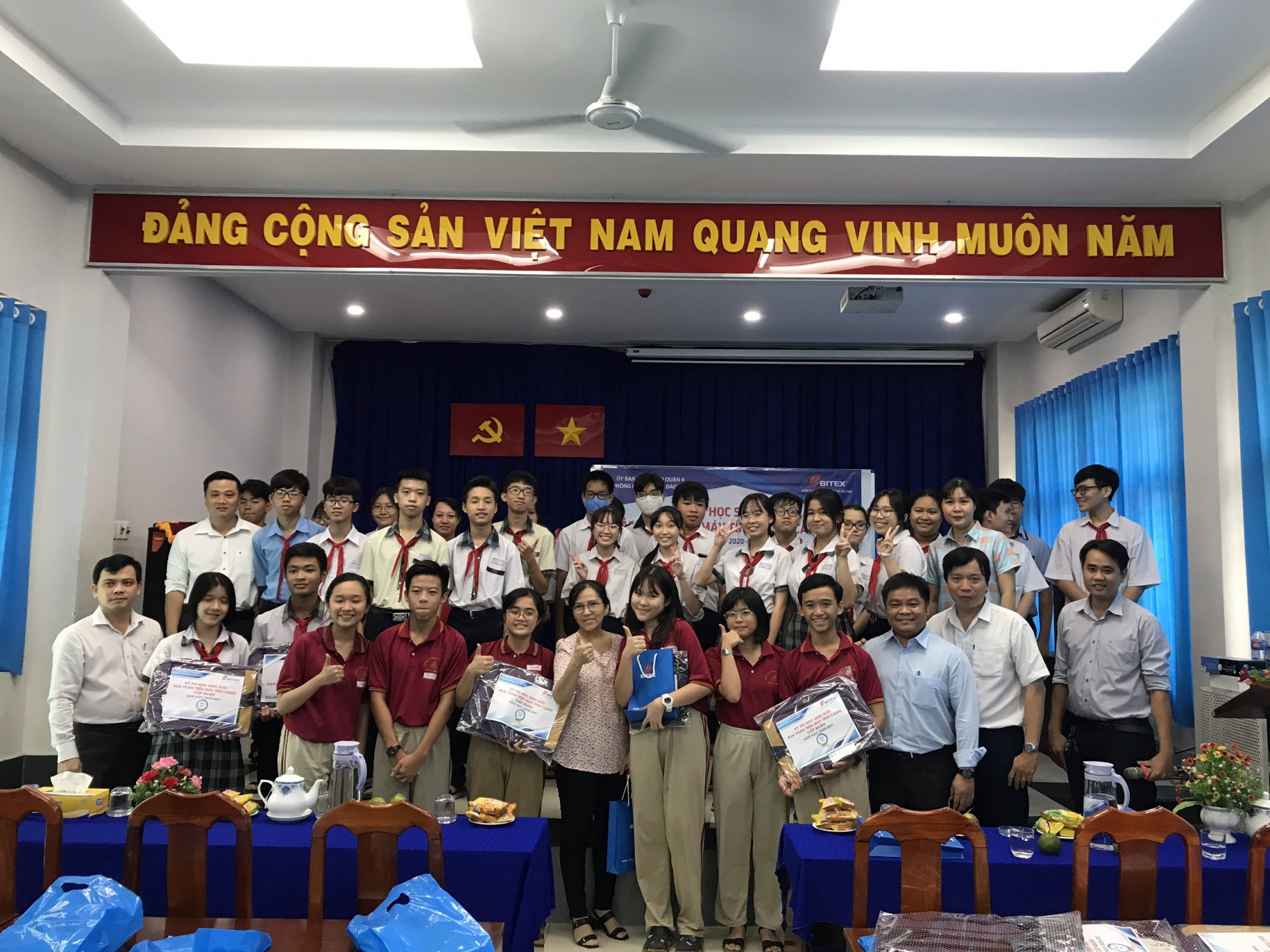 Những học sinh giải toán giỏi trên máy tính Casio tiếp tục lộ diện tại TP.HCM