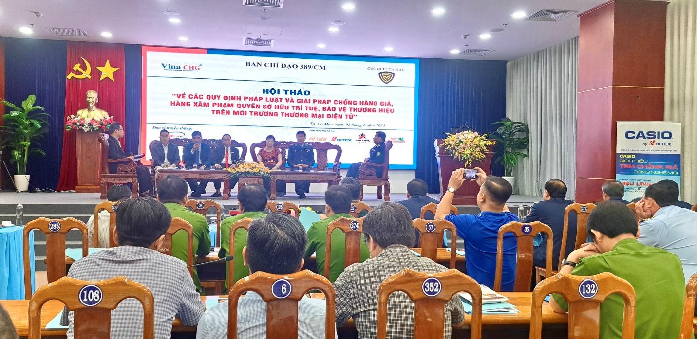 bitex-group-do ng-hanh-cung-h oi-thao-ve-cac -quy-dinh-phap -luat005.jpg